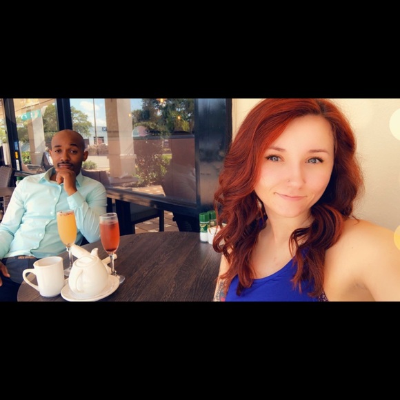 Meet your Posher, Courtney - Picture 3 of 8